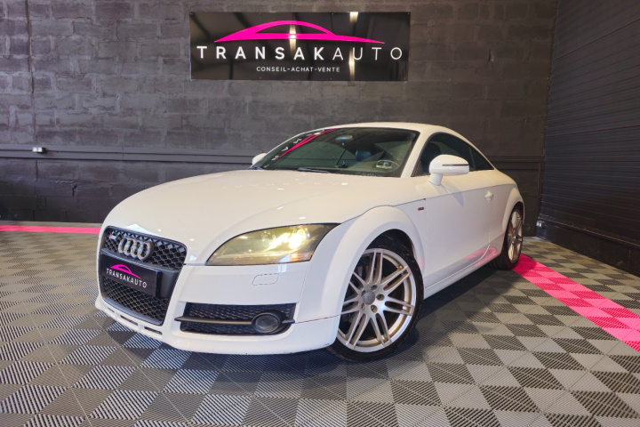 AUDI TT COUPE