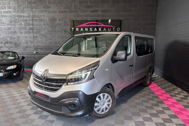 RENAULT TRAFIC COMBI