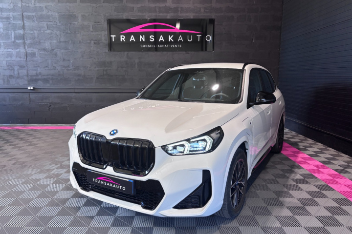 BMW X1 U11