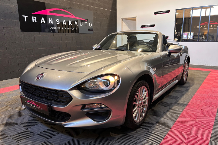 FIAT 124 SPIDER