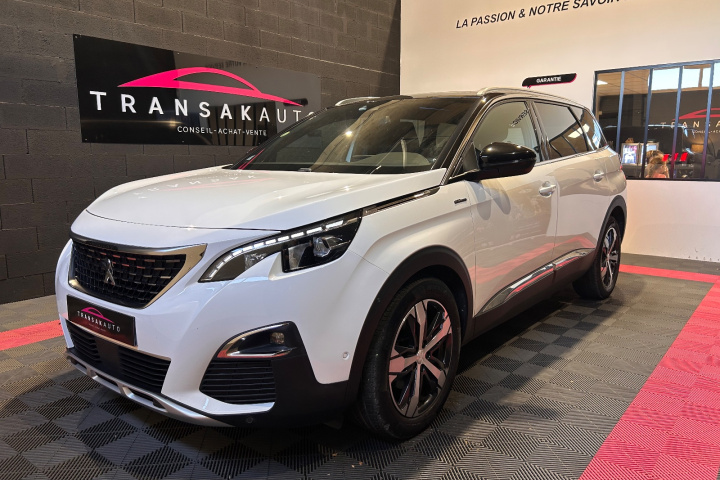 PEUGEOT 5008