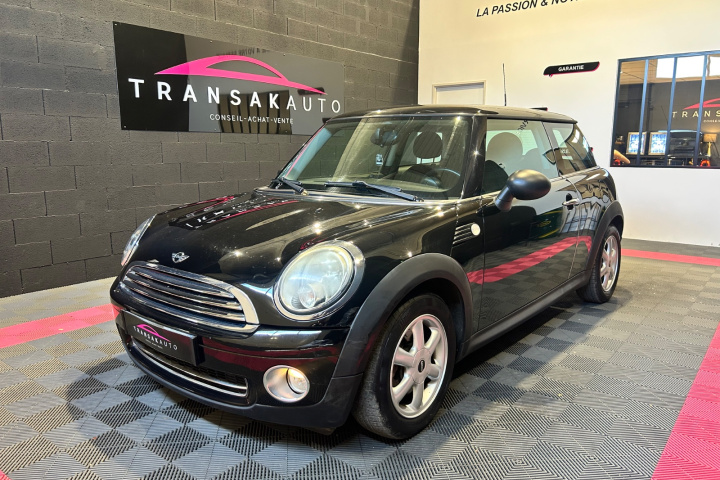 MINI HATCH R56