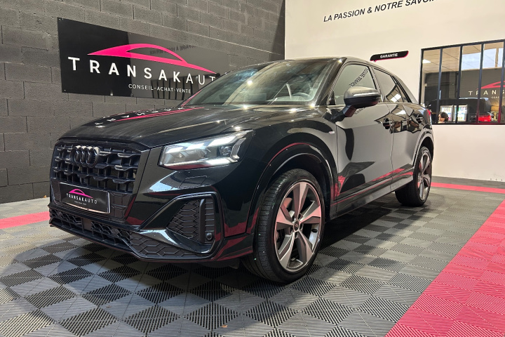 AUDI Q2