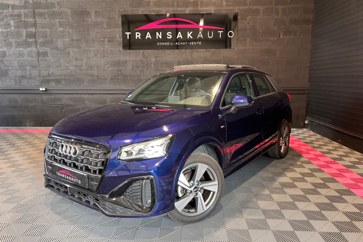AUDI Q2